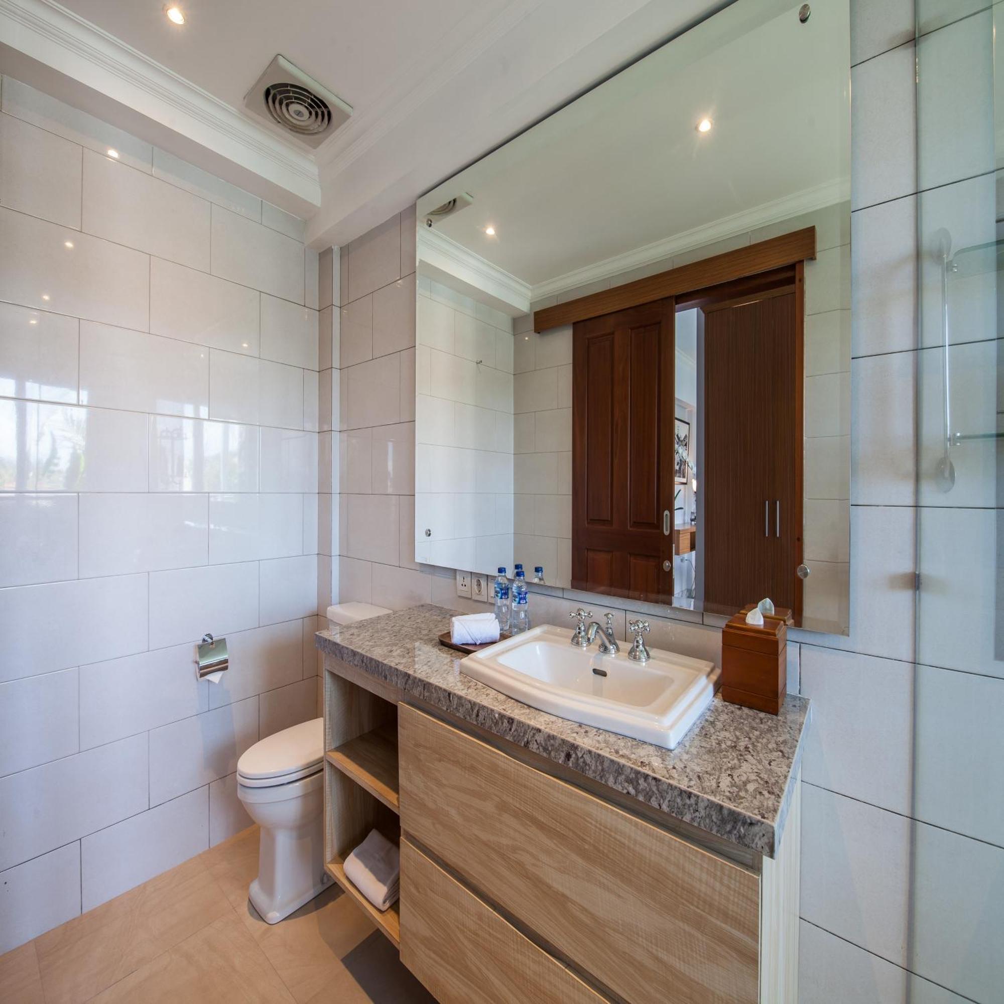 סמיניאק The Lavana Batavia Residence Umalas מראה חיצוני תמונה