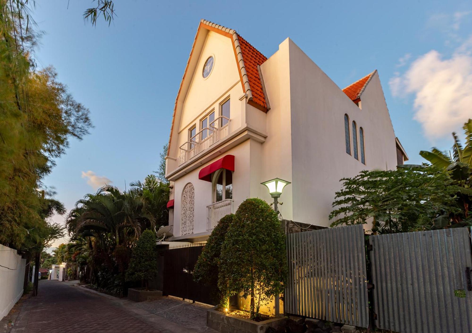 סמיניאק The Lavana Batavia Residence Umalas מראה חיצוני תמונה